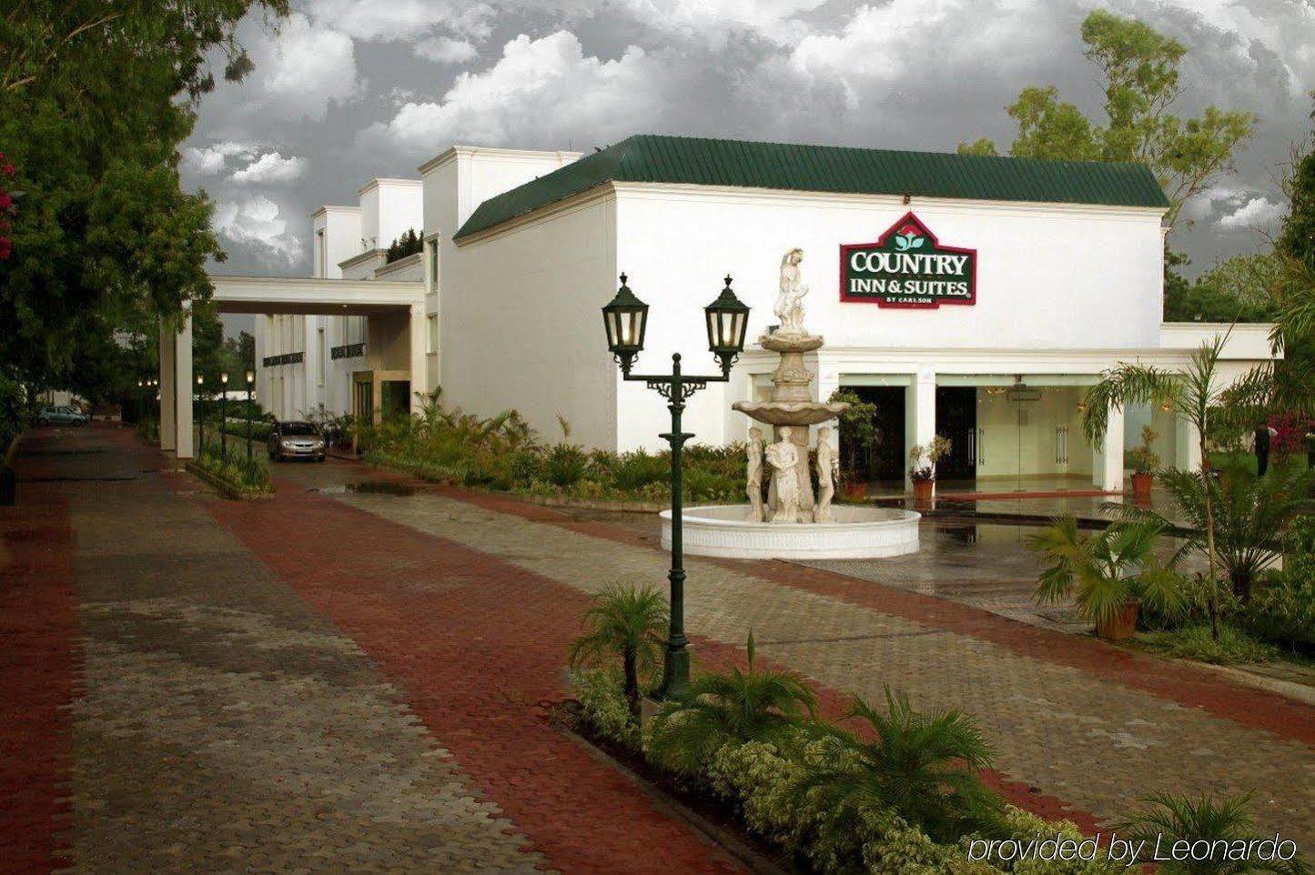 Country Inn & Suites By Radisson, Delhi Satbari New Delhi Exteriör bild