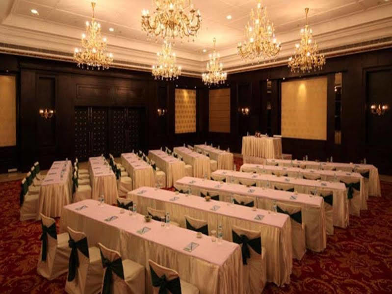 Country Inn & Suites By Radisson, Delhi Satbari New Delhi Exteriör bild