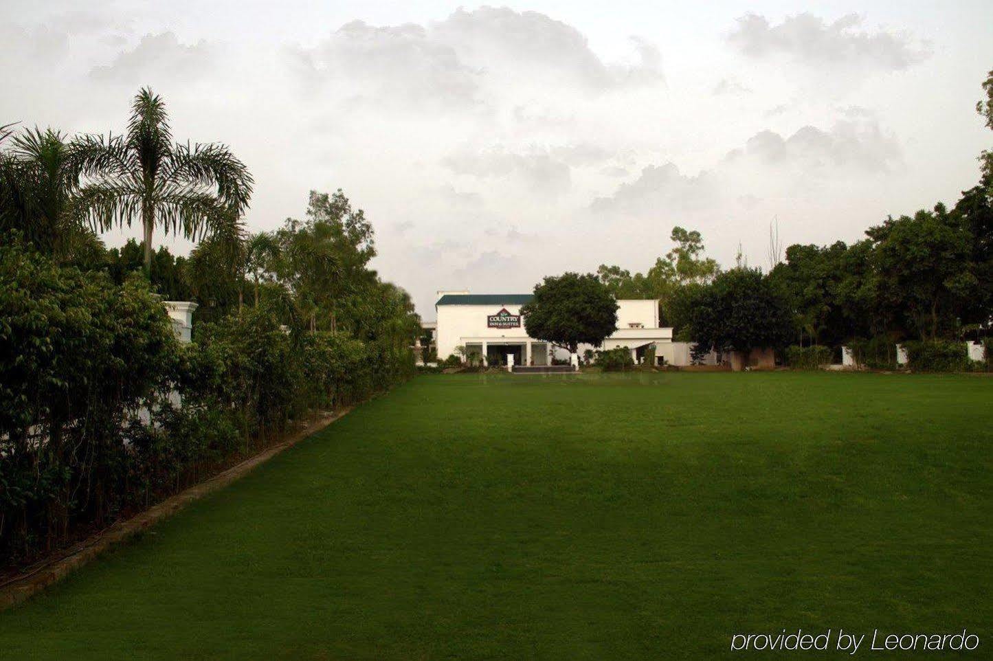 Country Inn & Suites By Radisson, Delhi Satbari New Delhi Exteriör bild