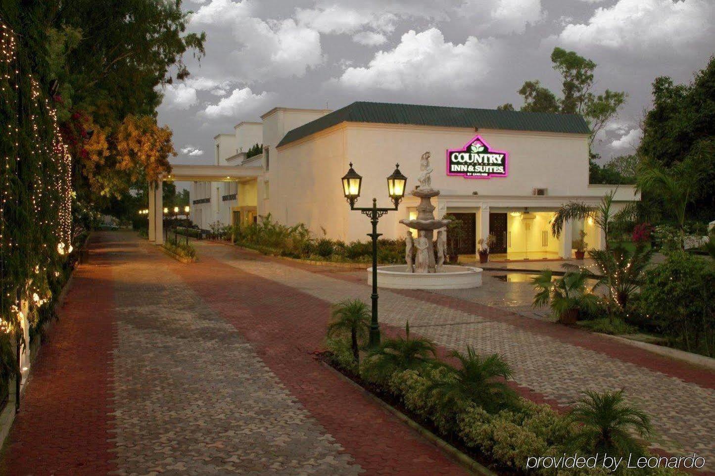 Country Inn & Suites By Radisson, Delhi Satbari New Delhi Exteriör bild